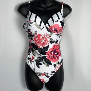 Cupshe Floral Print Moulded Underwire Bra One Piece Swimsuit Size Medium